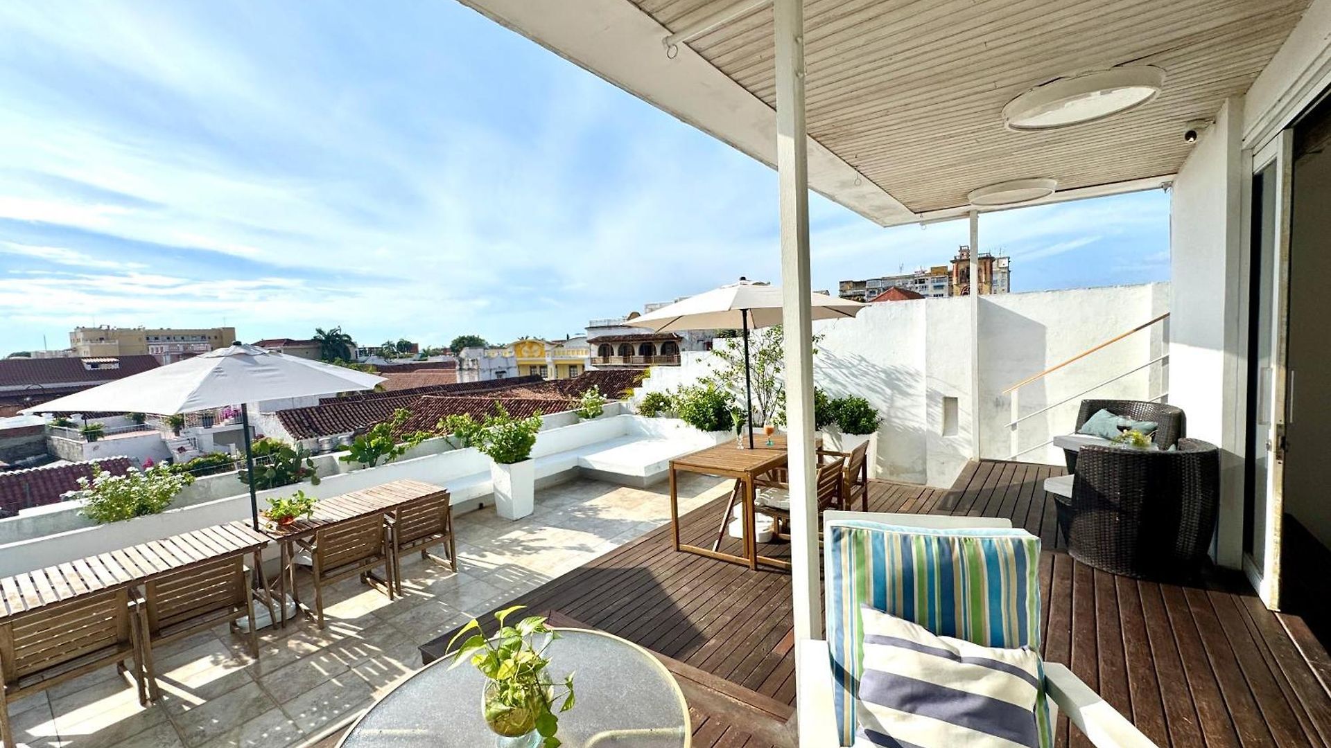 Casa Lazuli 303 Hotel