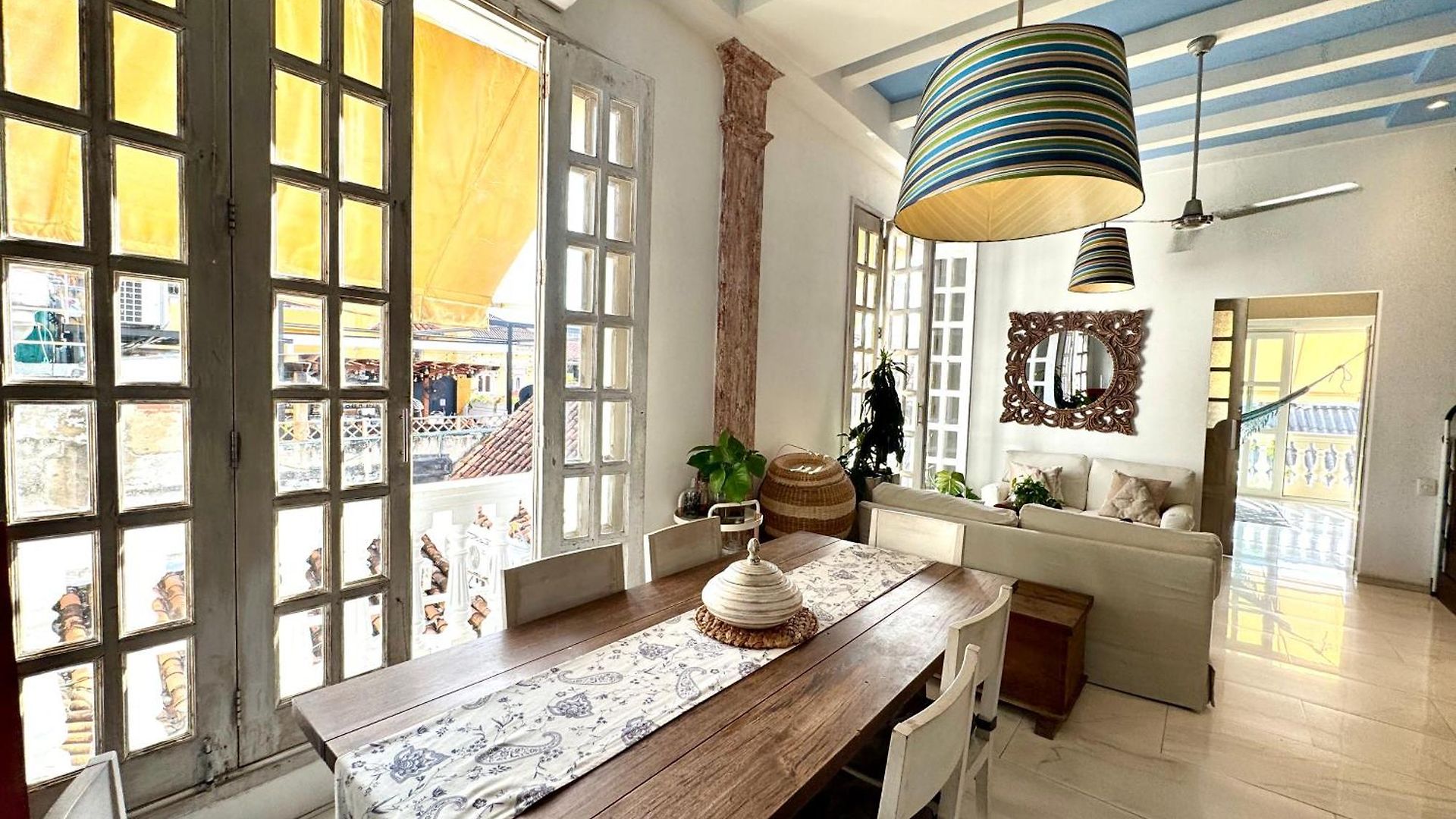 Casa Lazuli 303 Hotel