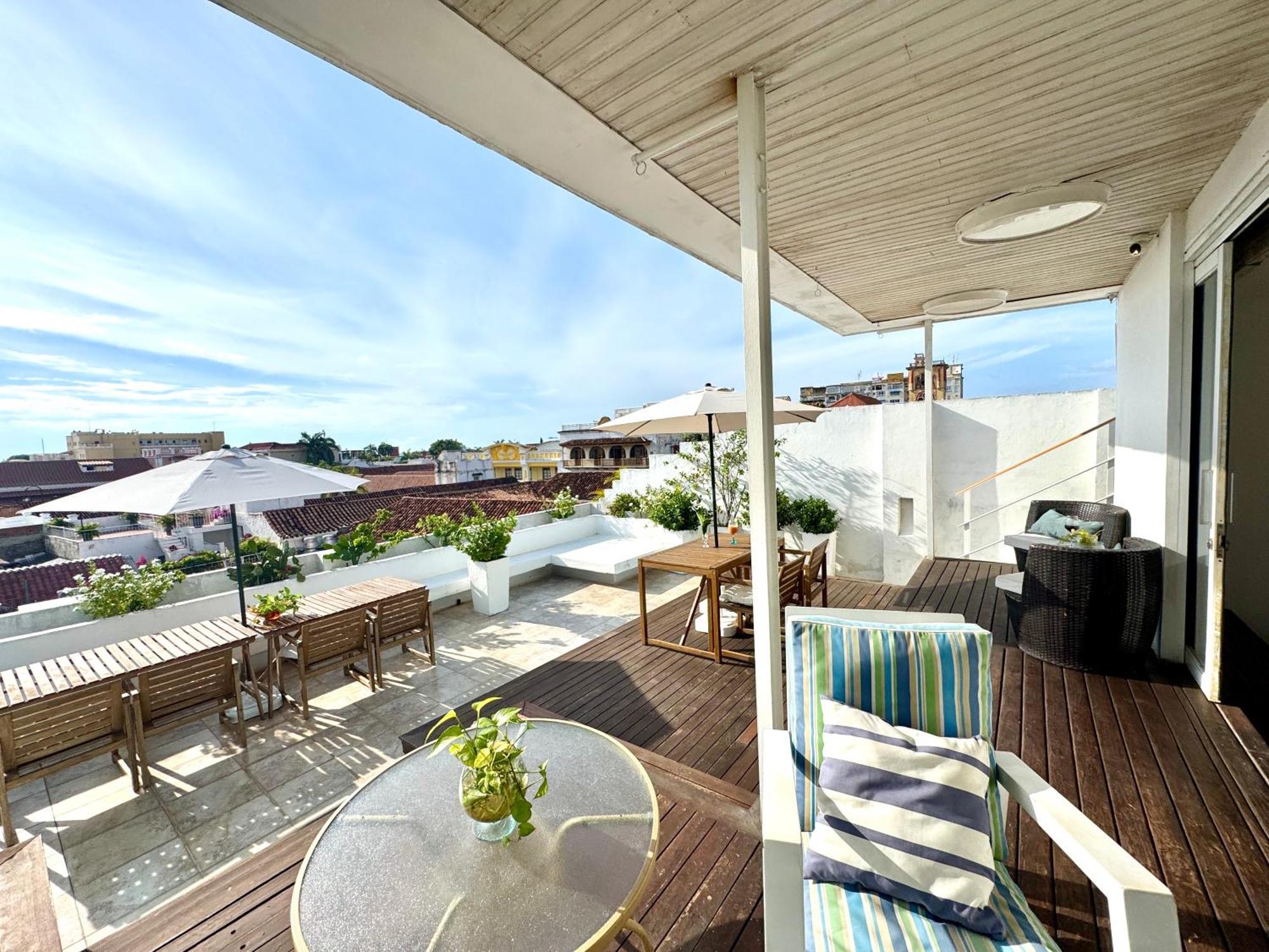 Casa Lazuli 303 Hotel